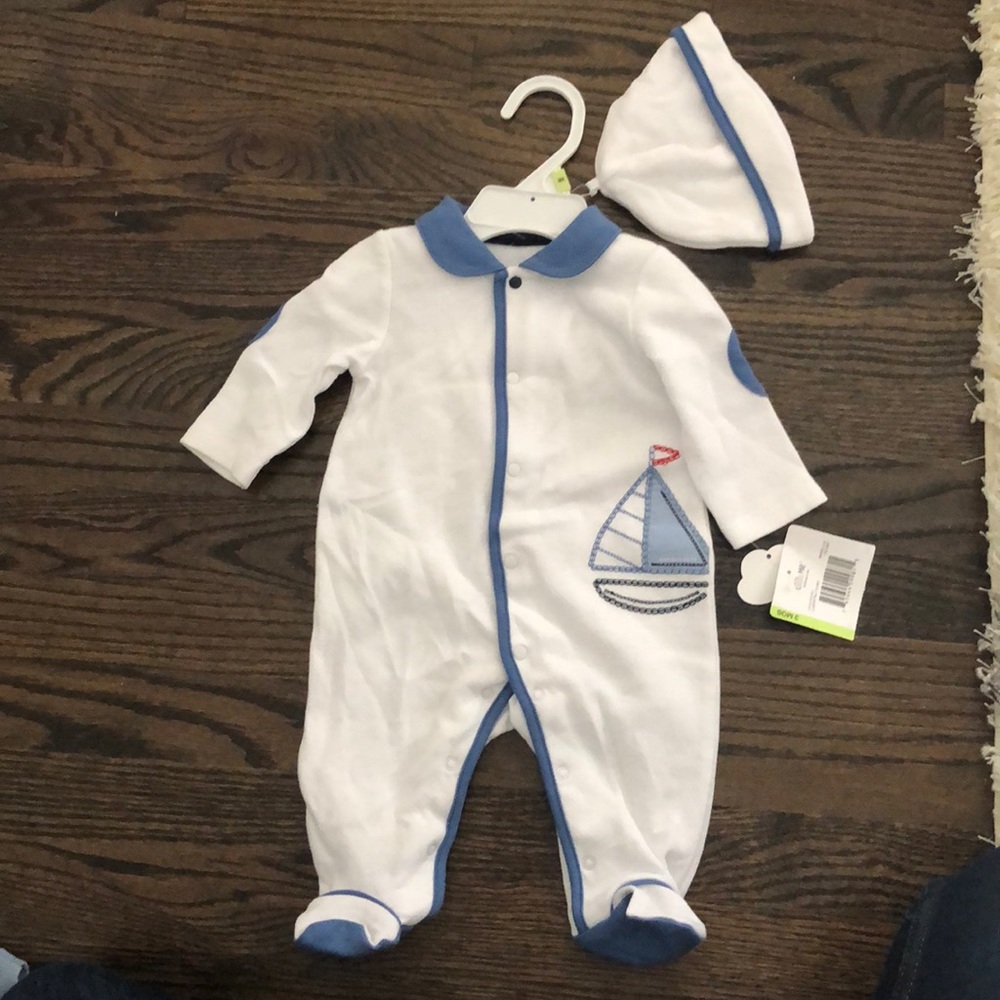 NWT Baby boy onsie and hat